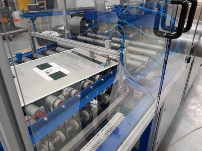 Maszyna do obróbki plakatów metalowych